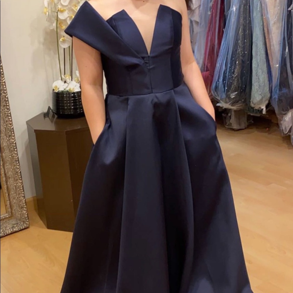 Long evening gown/dress